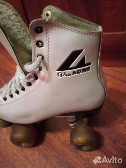 Роликовые коньки женские 36