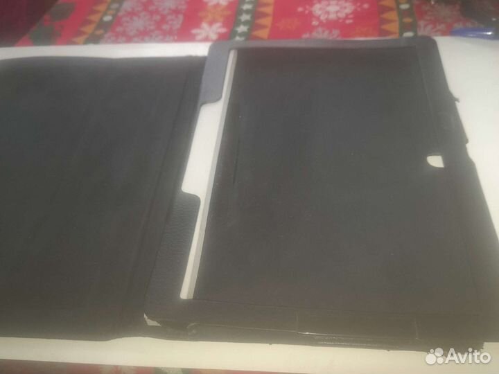 Чехол на планшет