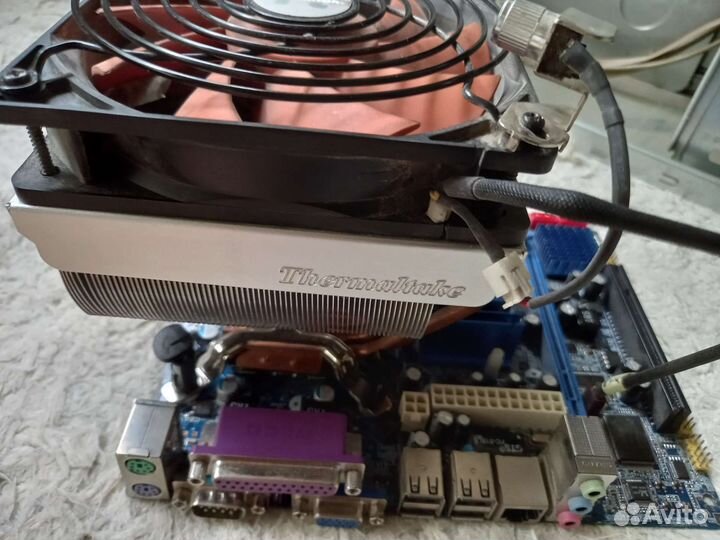 Материнская плата