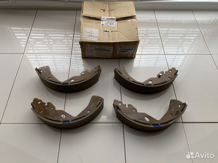 Барабанные колодки Mazda B-serie 99-03 оригинал