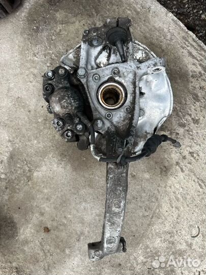 Ступица передняя правая Audi A6 4G2 cglc 2013