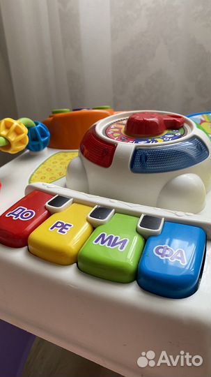 Развивающий музыкальный столик