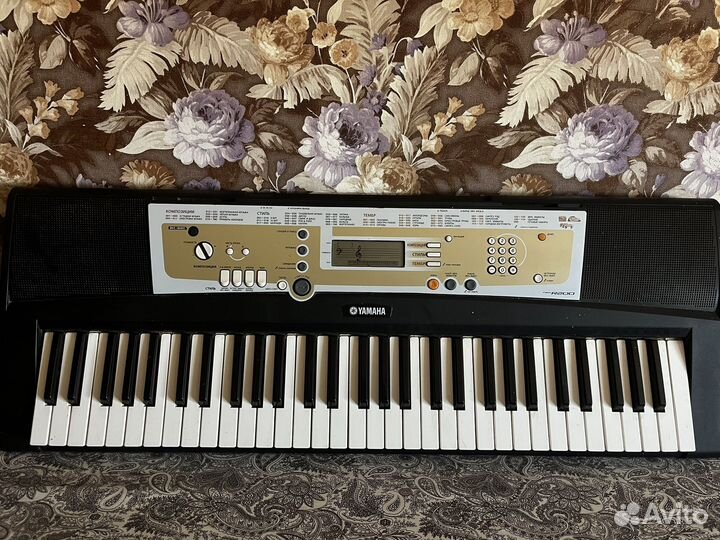 Синтезатор yamaha psr r200