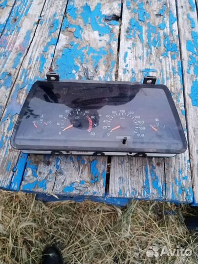 Приборка ваз 2110