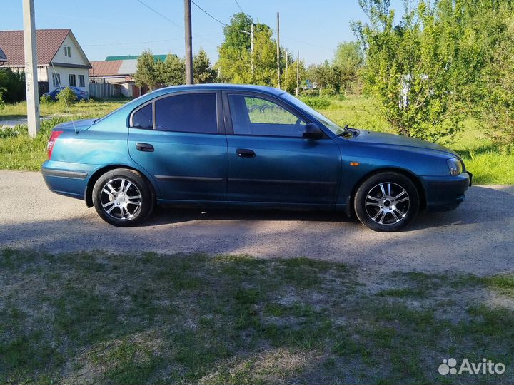 Hyundai Elantra 1.6 МТ, 2004, 290 000 км