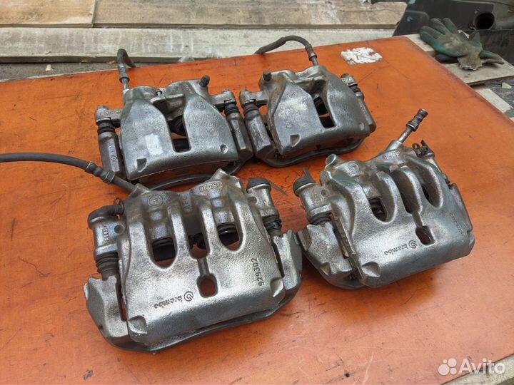 Суппорт MB Sprinter 515 VW Crafter спарка