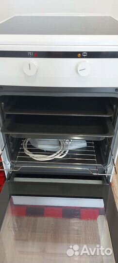Индукционная плита с духовкой