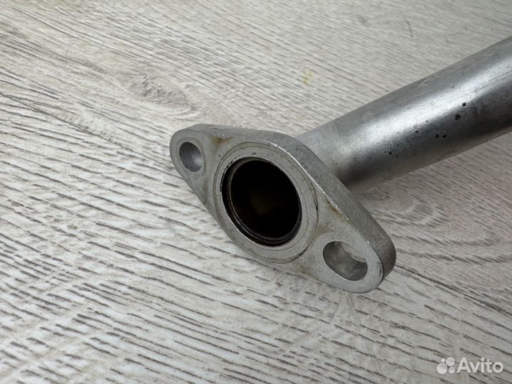 Масляная трубка турбины Audi A4 B7 2008