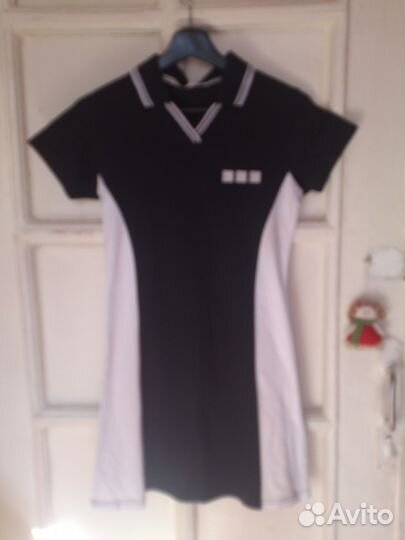 Платье в спортивном стиле новое