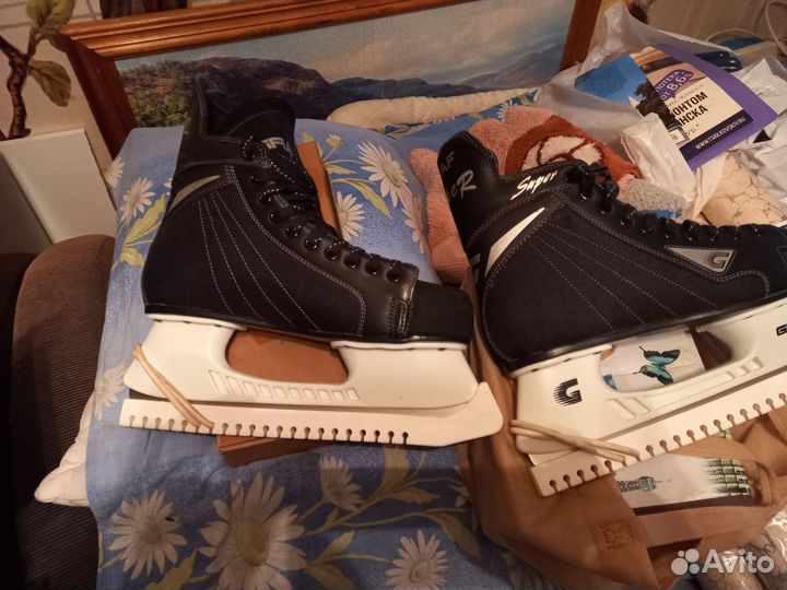 Коньки хоккейные