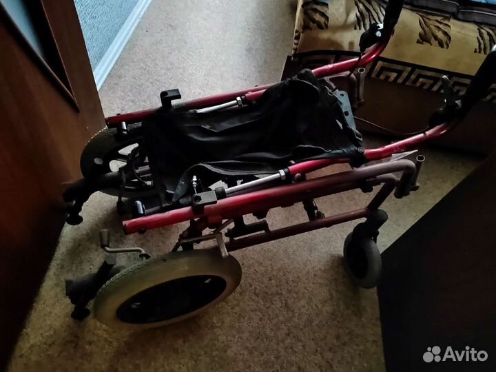 Коляска для инвалидов