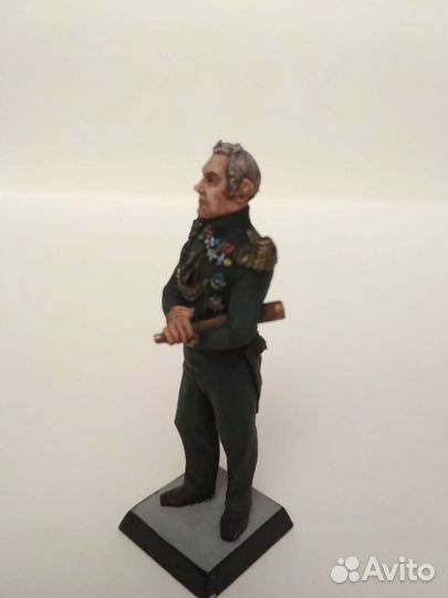 Солдатики оловянные, разная роспись