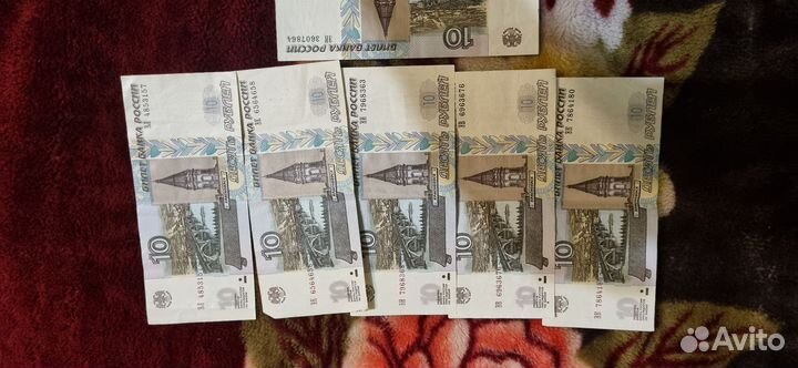 Банкнота 100