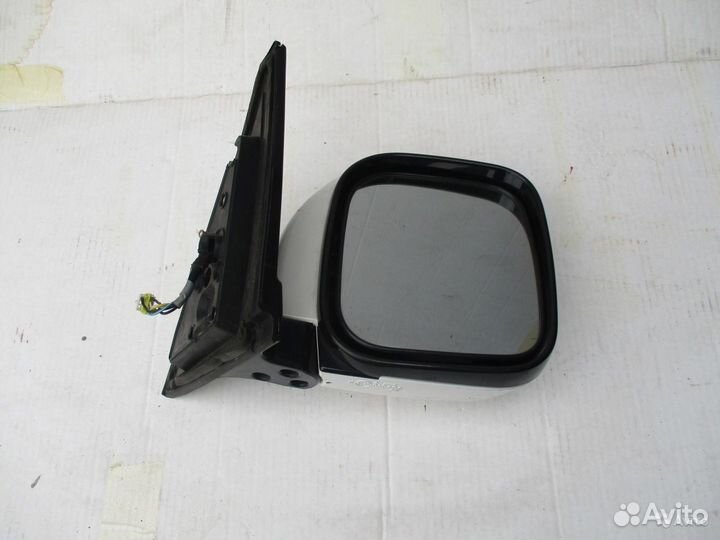Зеркало правое Pajero III Montero