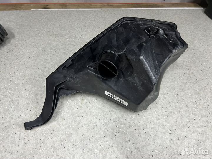 Резонатор воздушного фильтра BMW G11 G12 G30 G31