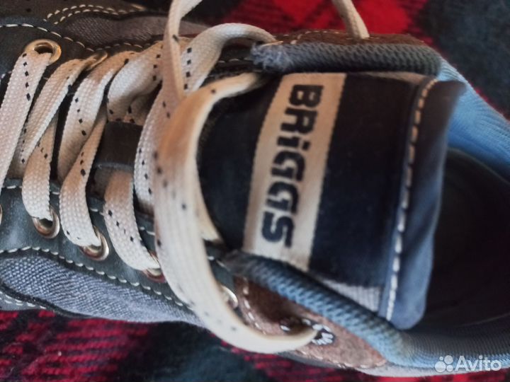 Кроссовки или кеды