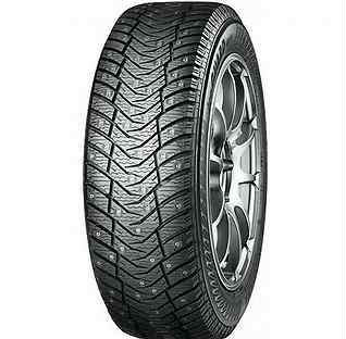 Yokohama IceGuard Stud IG65 215/60 R16 99T