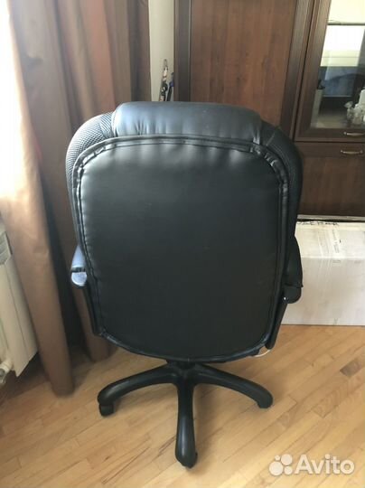 Компьютерное кресло