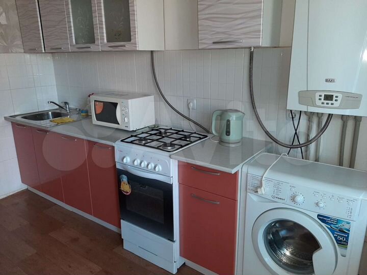 1-к. квартира, 38 м², 1/3 эт.