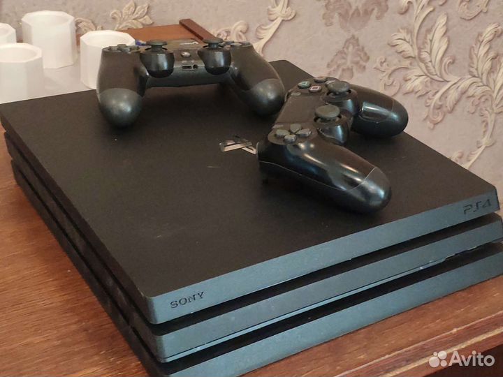 Продажа/аренда Sony PS4 pro 1tb + 2 геймпада