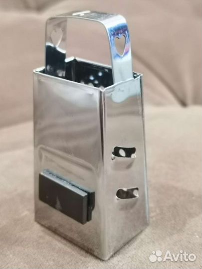 Мини-тёрка (3.7*6.7 см) новая в плёнке