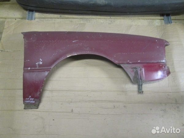 Крыло переднее правое Audi 80 B3 1986-1991