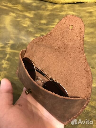 Чехол для очков из кожи