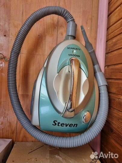 Пылесос scarlett