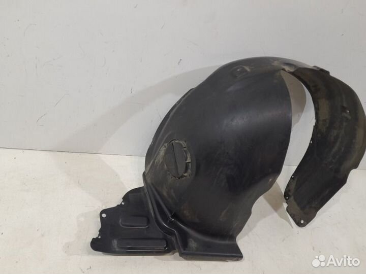 Подкрылок передний правый LADA Vesta 2015