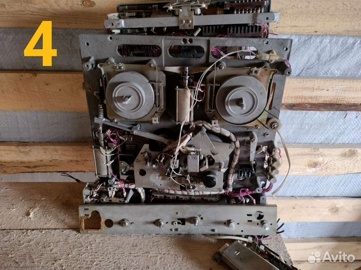 Катушечный магнитофон