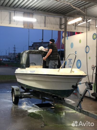 Катер с прицепом.без мотора