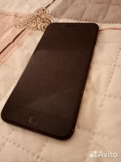 Телефон iPhone 7 plus 128gb