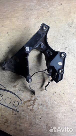 Кронштейн Bmw X5 E53 4.4 2001