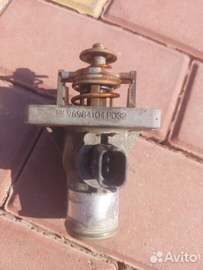 Термостат GM Шевроле Aveo250, Cruze, Astra