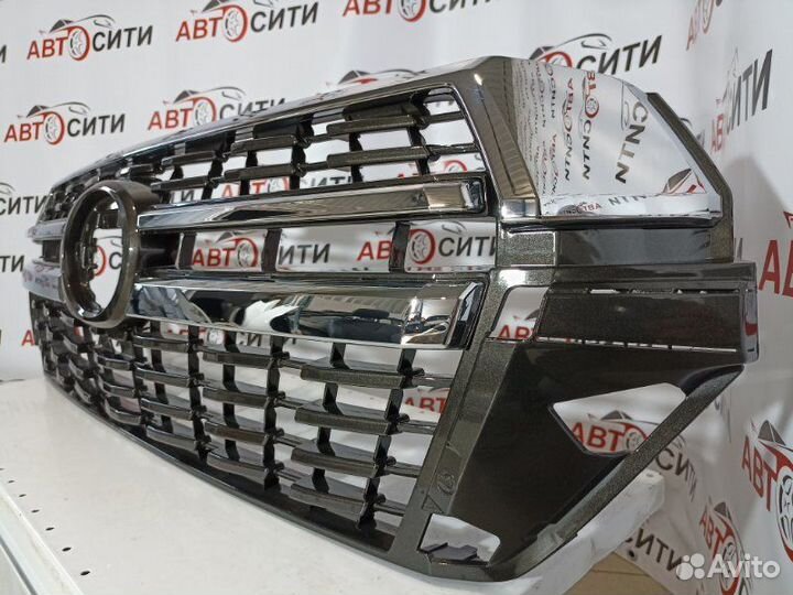 Решетка радиатора Toyota Land Cruiser 200 2016