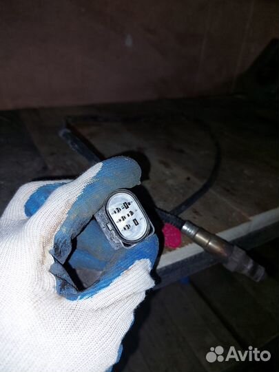 Датчик кислорода лямбда-зонд Volkswagen Passat B6