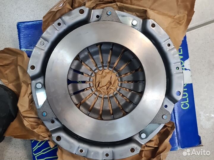 Корзина сцепления valeo DWC05