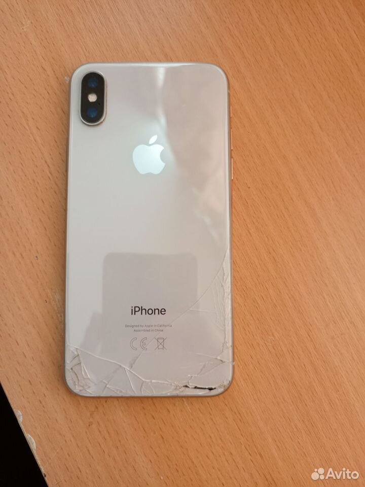 iPhone X, 64 ГБ