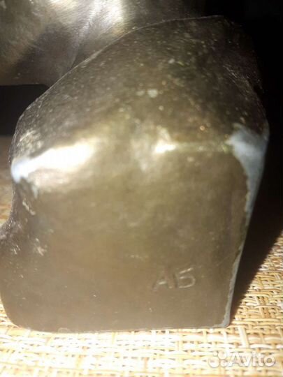 Бюст Сергея Есенина и бюст В.И.Ленина