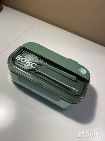 Ланч бокс с приборами новый