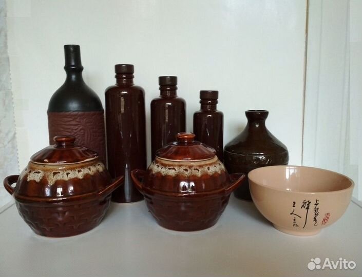 Керамика (бутылки, посуда, подсвечник)