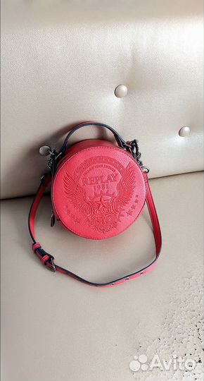 Сумка кроссбоди Replay красная на ремне круглая
