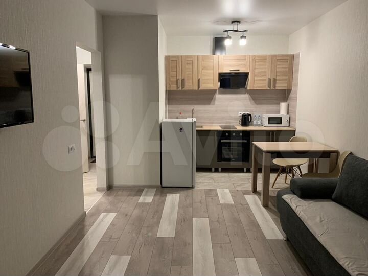 2-к. квартира, 37 м², 8/17 эт.