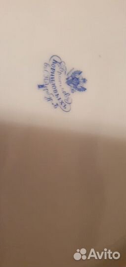 Старинная фарфоровая тарелка.19 век