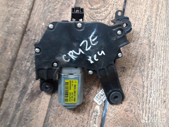 Моторчик заднего дворника Шевроле Круз