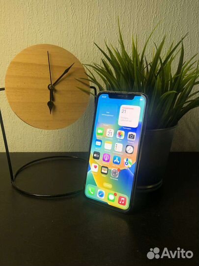 Телефон iPhone X 256gb