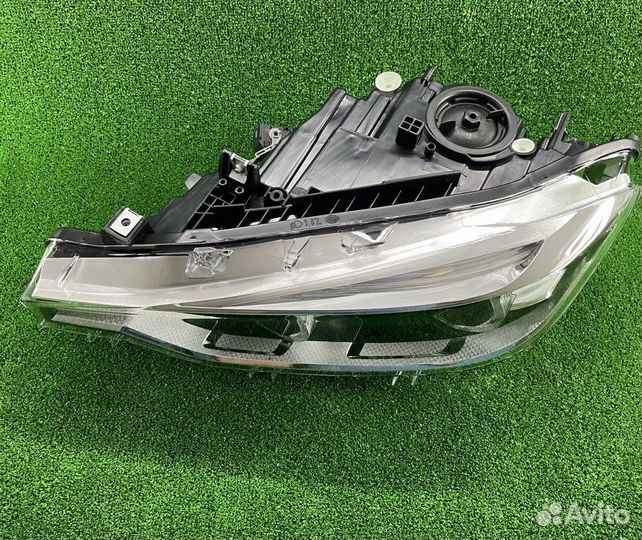 Фара левая F30 15-19 LED