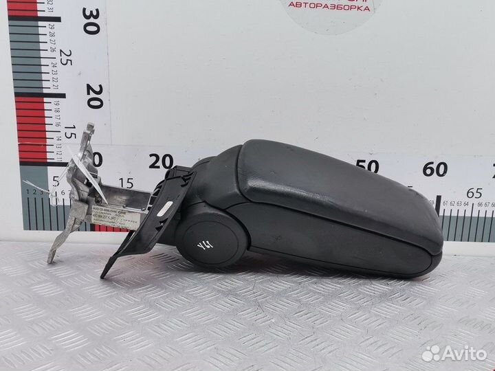 Подлокотник Audi A6 C5