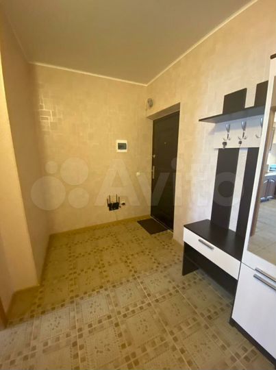 1-к. квартира, 46 м², 8/10 эт.