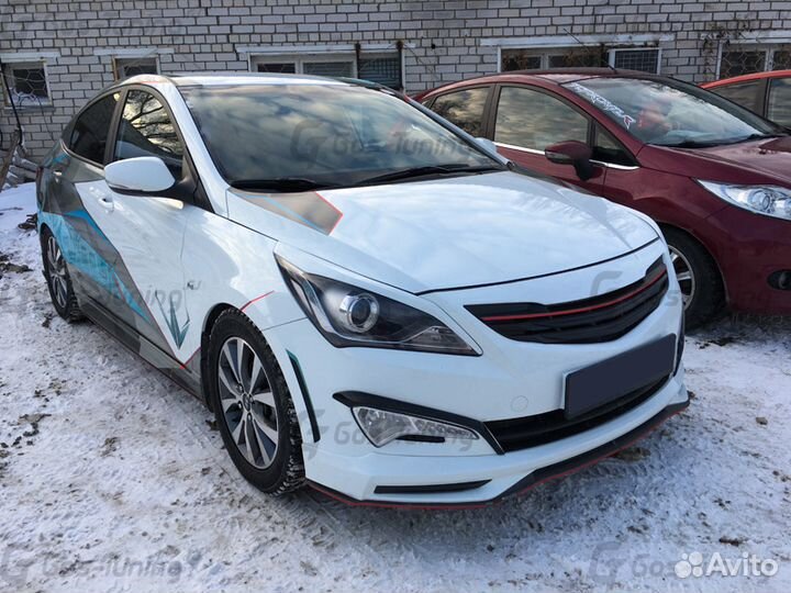 Решетка радиатора Sport на Hyundai Solaris